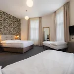 Ea Victoria 4* Praga