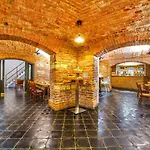 Ea Victoria Hotel 4*