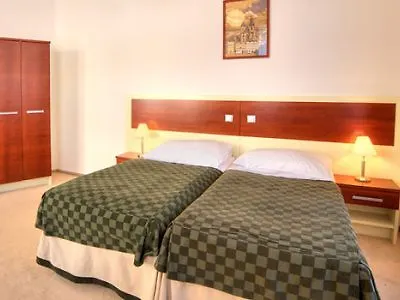 Ea Victoria 4* Praga