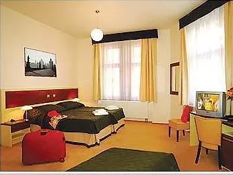 Ea Victoria 4*