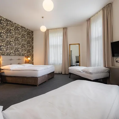 Ea Victoria 4* Prague
