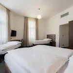 Ξενοδοχείο Ea Victoria 4*